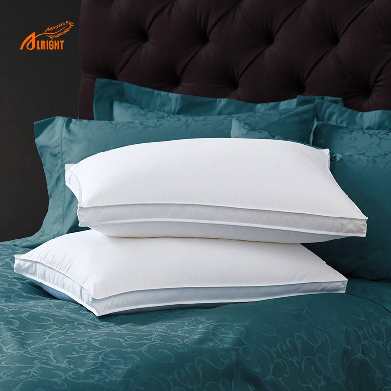The difference between Goose Down Travel Pillow and ordinary pillows