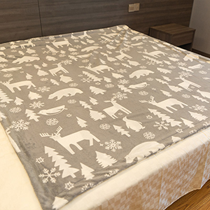 California King Goose Down Quilts Comforters Set